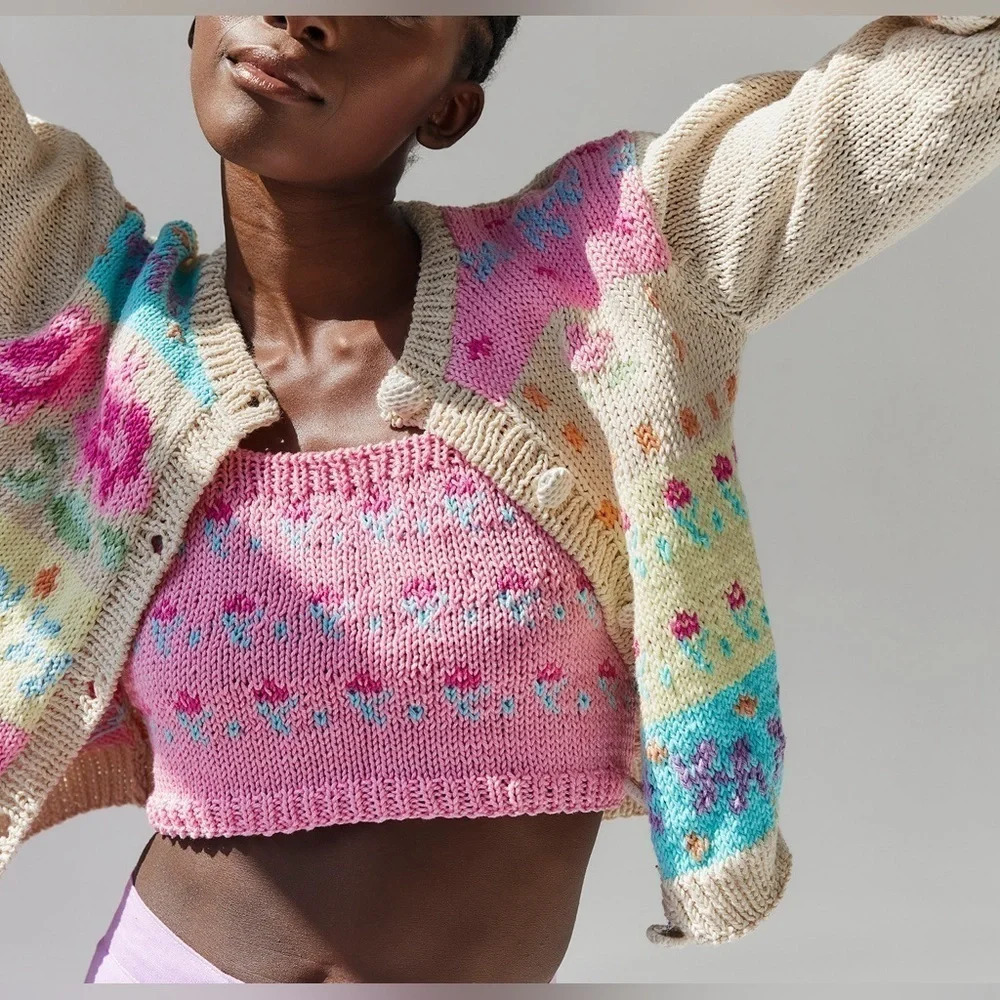 Tach‎ Clothing Mayra Floral Knit Cropped Tank M Pink Cotton